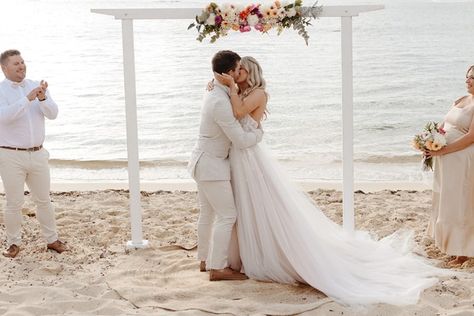 Barefoot Beach Weddings